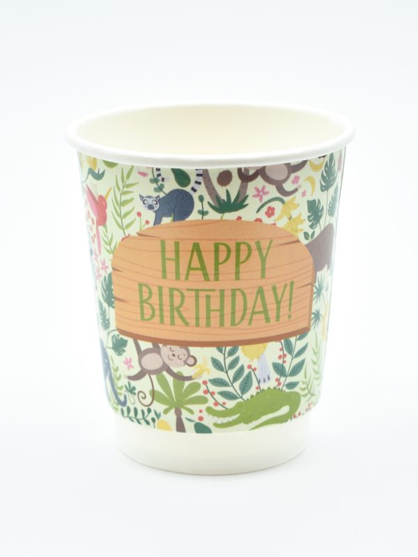 Jungle-themed paper cup with colourful illustrations of cute animals and tropical plants – recyclable and ideal for children’s parties